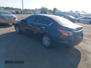 2013 Nissan Altima SV with VIN 1N4AL3AP0DN407193, listed as a IAAI auction lot 42152690 with 188,279 mi miles and . Bid and sale history available at carsss.com. Image 3.