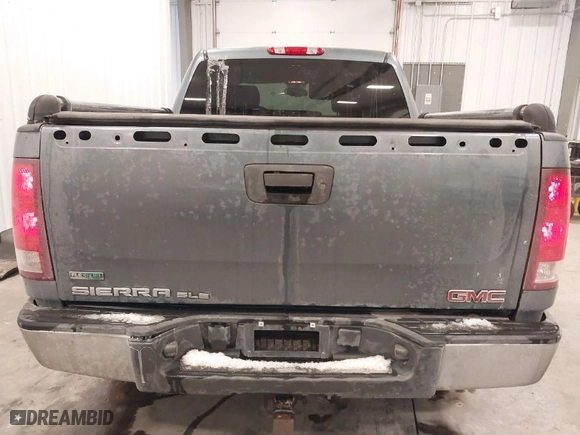 2011 GMC Sierra 1500 SLE with VIN 3GTP2VE36BG236062, listed as a IAAI auction lot 41567246 with 186,678 mi miles. Bid and sale history available at carsss.com. Image 16.