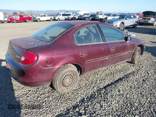 2000 Plymouth Neon Highline z VIN 1P3ES46CXYD633537, wystawiony jako IAAI lot #41736376 z przebiegiem 262 704 mil mil oraz . Historia ofert i sprzedaży dostępna na DreamBid. Obrazek 4.