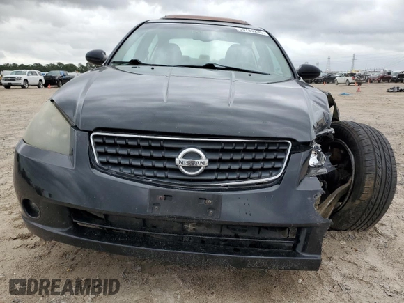2005 Nissan Altima SE z VIN 1N4BL11D85N913306, wystawiony jako Copart lot #55780295 z przebiegiem 179 793 mil mil oraz Szkoda całkowita • Salvage title. Historia ofert i sprzedaży dostępna na DreamBid. Obrazek 5.