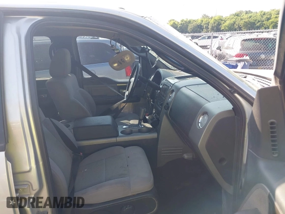 2006 Ford F-150 XLT with VIN 1FTPW04526KD51346, listed as a IAAI auction lot 42590964 with Not provided miles and . Bid and sale history available at DreamBid. Image 5.