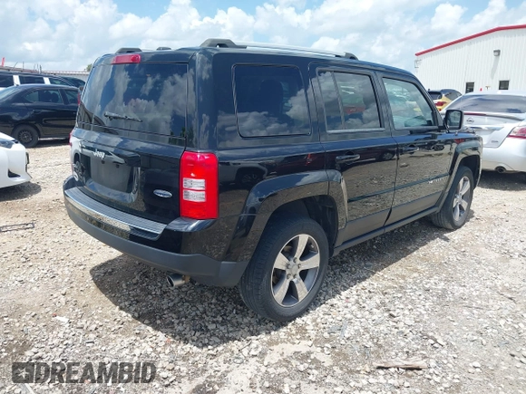 2016 Jeep Patriot Latitude with VIN 1C4NJRFB4GD809651, listed as a IAAI auction lot 42510212 with 47,887 mi miles and . Bid and sale history available at DreamBid. Image 4.