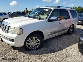 2009 Lincoln Navigator with VIN 5LMFU28599EJ01749, listed as a Copart auction lot 74461154 with 0 mi miles and Salvage Title. Bid and sale history available at carsss.com. Image 1.