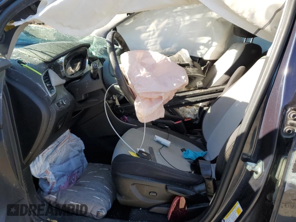 2019 Chevrolet Trax LS with VIN 3GNCJKSBXKL177964, listed as a Copart auction lot 49544625 with 86,476 mi miles and Salvage Title. Bid and sale history available at carsss.com. Image 7.