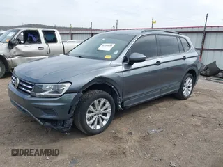 2019 Volkswagen Tiguan S с VIN 3VV1B7AX7KM013381, выставлен на аукционе IAAI как лот 41813840 с пробегом 89 258 миль миль и . История ставок и продаж доступна на DreamBid. Изображение 20.