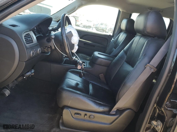 2011 Chevrolet Avalanche LT with VIN 3GNTKFE39BG261730, listed as a Copart auction lot 47128615 with 77,292 mi miles and Salvage Title. Bid and sale history available at carsss.com. Image 7.