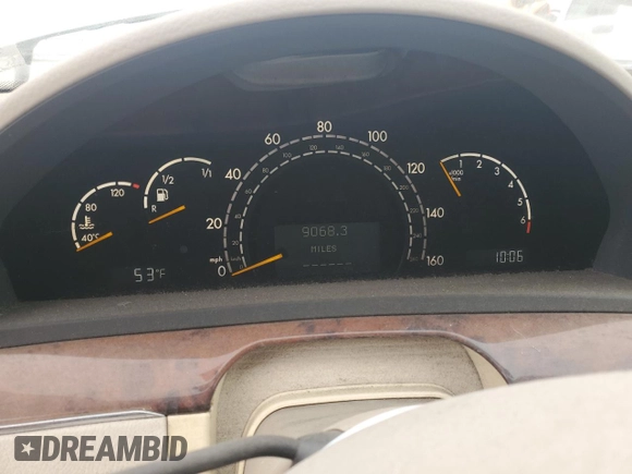 2005 Mercedes-Benz S-Class 5.0L with VIN WDBNG75J45A440752, listed as a Copart auction lot 43256945 with 9,068 mi miles and Clean Title. Bid and sale history available at carsss.com. Image 9.