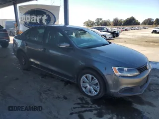 2014 Volkswagen Jetta SE with VIN 3VWD17AJ1EM247446, listed as a Copart auction lot 63695695 with 165,652 mi miles and Clean title. Bid and sale history available at DreamBid. Image 4.