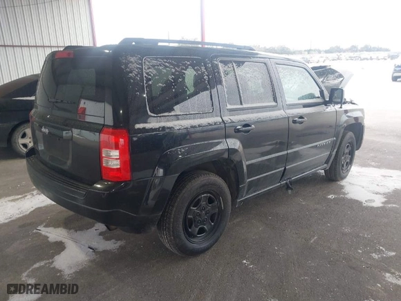 2011 Jeep Patriot Latitude with VIN 1J4NT1GA8BD178343, listed as a IAAI auction lot 41612654 with 167,777 mi miles. Bid and sale history available at carsss.com. Image 4.