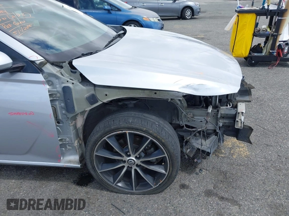 2019 Nissan Altima S z VIN 1N4BL4BVXKN313732, wystawiony jako IAAI lot #42249605 z przebiegiem 119 455 mil mil oraz . Historia ofert i sprzedaży dostępna na DreamBid. Obrazek 18.