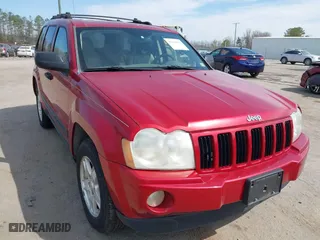 2005 Jeep Grand Cherokee Laredo with VIN 1J8HR48N55C556383, listed as a IAAI auction lot 41814624 with 189,102 mi miles. Bid and sale history available at carsss.com. Image 6.