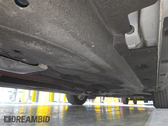 2020 Ford Escape SE z VIN 1FMCU9G66LUB14805, wystawiony jako IAAI lot #42388285 z przebiegiem 50 819 mil mil oraz . Historia ofert i sprzedaży dostępna na DreamBid. Obrazek 33.