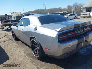 2015 Dodge Challenger SRT 392 with VIN 2C3CDZDJ5FH747207, listed as a IAAI auction lot 38985493 with NaN miles. Bid and sale history available at carsss.com. Image 3.