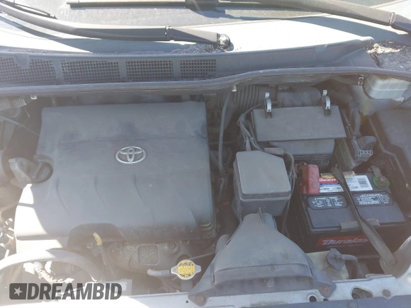 2012 Toyota Sienna SE with VIN 5TDXK3DC0CS235644, listed as a IAAI auction lot 41894016 with 118,487 mi miles. Bid and sale history available at carsss.com. Image 10.