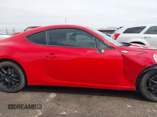 2014 Scion FR-S with VIN JF1ZNAA18E8700739, listed as a IAAI auction lot 42021905 with 148,122 mi miles and . Bid and sale history available at DreamBid. Image 13.