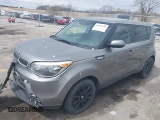 2015 Kia Soul with VIN KNDJN2A25F7197295, listed as a IAAI auction lot 42012355 with 138,999 mi miles and . Bid and sale history available at DreamBid. Image 2.