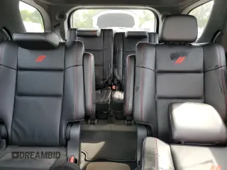 2024 Dodge Durango R/T Plus с VIN 1C4SDJCT1RC205055, выставлен на аукционе Copart как лот 68363854 с пробегом 21 миль миль и Списание • Salvage title. История ставок и продаж доступна на DreamBid. Изображение 10.