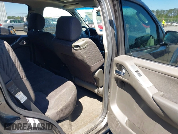 2007 Nissan Pathfinder SE with VIN 5N1AR18W97C645193, listed as a IAAI auction lot 42028643 with 224,145 mi miles. Bid and sale history available at carsss.com. Image 8.