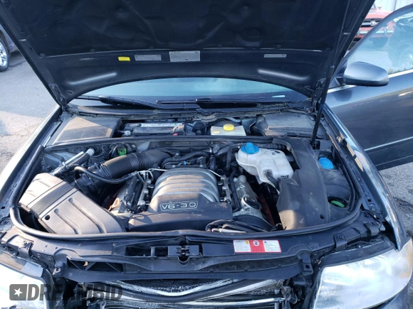 2004 Audi A4 3.0L with VIN WAULT68E64A179570, listed as a Copart auction lot 82654564 with 158,810 mi miles and Salvage Title. Bid and sale history available at carsss.com. Image 11.