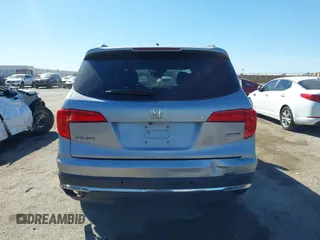 2017 Honda Pilot Touring with VIN 5FNYF5H93HB008088, listed as a IAAI auction lot 41699129 with 110,830 mi miles. Bid and sale history available at carsss.com. Image 16.