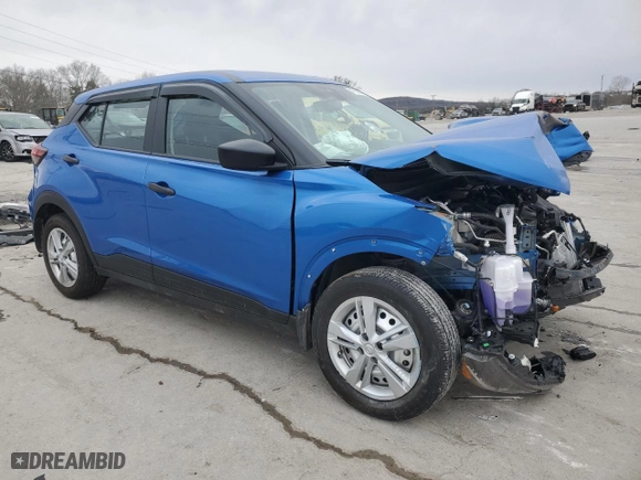 2024 Nissan Kicks S with VIN 3N1CP5BV9RL519842, listed as a Copart auction lot 48200795 with 8,952 mi miles and Salvage Title. Bid and sale history available at carsss.com. Image 4.
