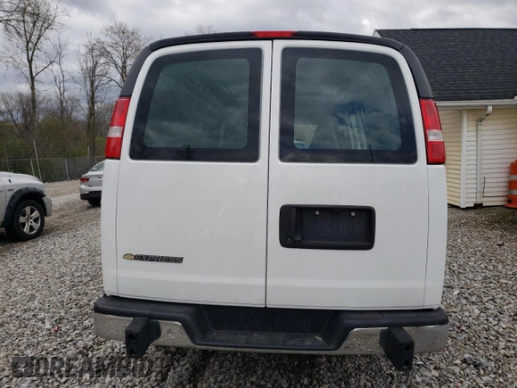 2022 Chevrolet Express Cargo with VIN 1GCWGAFPXN1155012, listed as a Copart auction lot 62039645 with 30,890 mi miles and Salvage title. Bid and sale history available at DreamBid. Image 10.