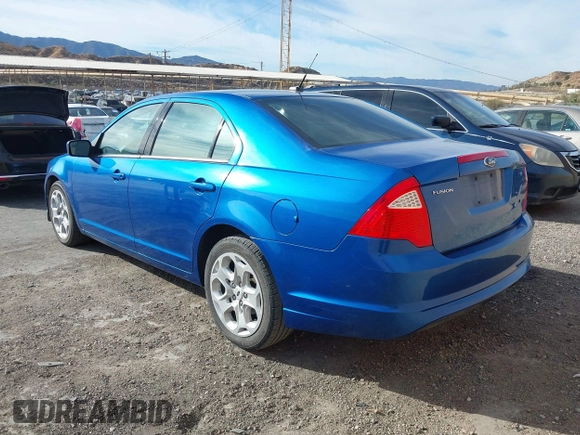 2011 Ford Fusion SE with VIN 3FAHP0HA2BR334826, listed as a IAAI auction lot 40993511 with 194,486 mi miles. Bid and sale history available at carsss.com. Image 3.