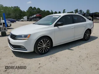 2016 Volkswagen Jetta Sport z VIN 3VWD17AJ7GM242724, wystawiony jako Copart lot #59656145 z przebiegiem 116 959 mil mil oraz Szkoda całkowita • Salvage title. Historia ofert i sprzedaży dostępna na DreamBid. Obrazek 1.