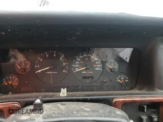 1996 Jeep Grand Cherokee Laredo with VIN 1J4GZ58S2TC401845, listed as a Copart auction lot 61013044 with 0 mi miles and Salvage Title. Bid and sale history available at carsss.com. Image 9.
