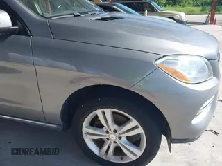 2014 Mercedes-Benz M 350 with VIN 4JGDA2EB6EA275759, listed as a IAAI auction lot 40403071 with 75,095 mi miles and . Bid and sale history available at DreamBid. Image 18.