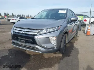 2020 Mitsubishi Eclipse Cross SE with VIN JA4AS5AA6LZ037292, listed as a IAAI auction lot 41483892 with 199,559 mi miles. Bid and sale history available at carsss.com. Image 2.