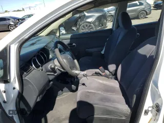 2009 Nissan Versa 1.6 with VIN 3N1CC11E69L484635, listed as a Copart auction lot 47447525 with 162,805 mi miles and Salvage Title. Bid and sale history available at carsss.com. Image 7.