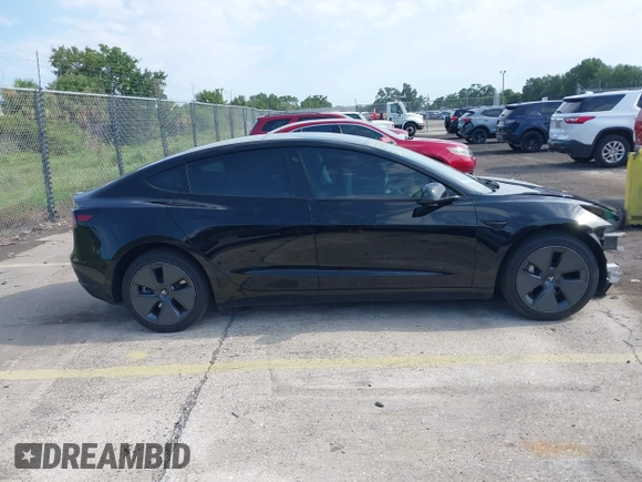 2023 Tesla Model 3 с VIN 5YJ3E1EA0PF589066, выставлен на аукционе IAAI как лот 42508495 с пробегом Не указан миль и . История ставок и продаж доступна на DreamBid. Изображение 14.