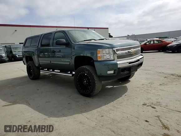 2011 Chevrolet Silverado 1500 LT with VIN 3GCPKSE3XBG378106, listed as a Copart auction lot 54523865 with 135,895 mi miles and Salvage Title. Bid and sale history available at DreamBid. Image 13.