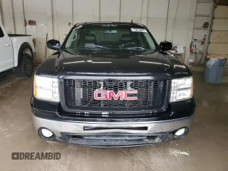 2011 GMC Sierra 1500 SLT z VIN 3GTP2WE34BG345772, wystawiony jako Copart lot #59194735 z przebiegiem 189 472 mil mil oraz Czysty tytuł • Clean title. Historia ofert i sprzedaży dostępna na DreamBid. Obrazek 5.