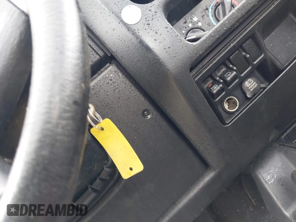 2003 Jeep Wrangler X with VIN 1J4FA39S13P363135, listed as a IAAI auction lot 42275729 with 178,138 mi miles and . Bid and sale history available at DreamBid. Image 11.