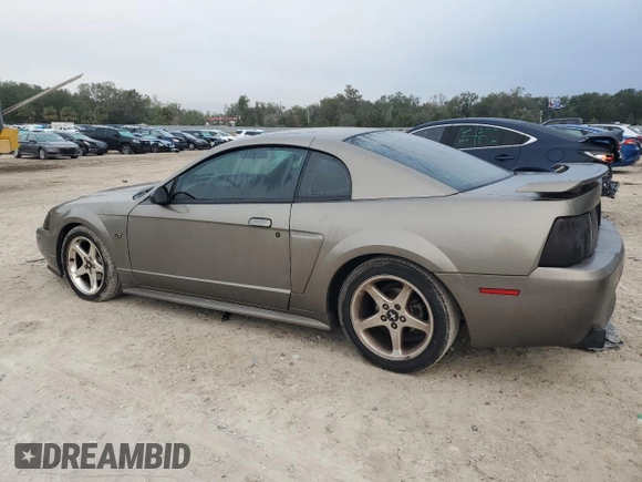 2001 Ford Mustang GT Deluxe with VIN 1FAFP42X81F232678, listed as a Copart auction lot 85596424 with 148,204 mi miles and Clean Title. Bid and sale history available at carsss.com. Image 2.