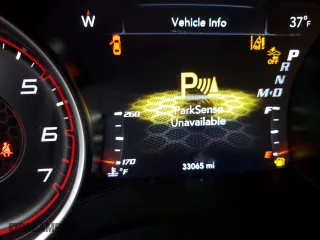 2020 Dodge Charger Scat Pack with VIN 2C3CDXGJ5LH254851, listed as a Copart auction lot 37167262 with 33,065 mi miles and Salvage Title. Bid and sale history available at carsss.com. Image 8.