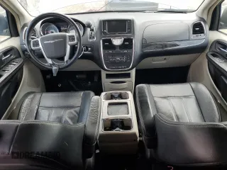 2013 Chrysler Town & Country Touring with VIN 2C4RC1BG3DR820986, listed as a Copart auction lot 55428315 with 142,553 mi miles and Clean Title. Bid and sale history available at carsss.com. Image 8.