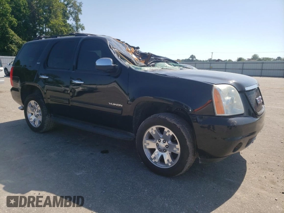 2010 GMC Yukon SLT with VIN 1GKUCCE04AR285385, listed as a Copart auction lot 67070084 with 166,401 mi miles and Salvage Title. Bid and sale history available at carsss.com. Image 4.