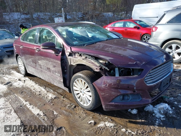 2013 Ford Fusion SE Hybrid z VIN 3FA6P0LU1DR251738, wystawiony jako IAAI lot #41576698 z przebiegiem 158 735 mil mil oraz . Historia ofert i sprzedaży dostępna na DreamBid. Obrazek 1.