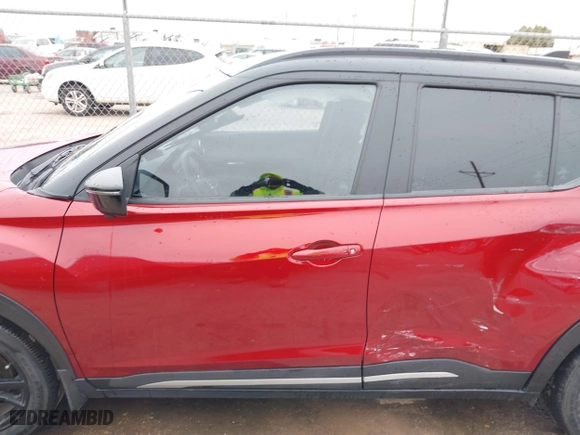 2022 Nissan Kicks SR with VIN 3N1CP5DV9NL495582, listed as a IAAI auction lot 41535688 with 19,570 mi miles. Bid and sale history available at carsss.com. Image 14.