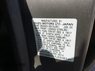 2001 Isuzu Trooper S with VIN JACDS58X717J02087, listed as a IAAI auction lot 41995938 with 206,818 mi miles and . Bid and sale history available at DreamBid. Image 9.