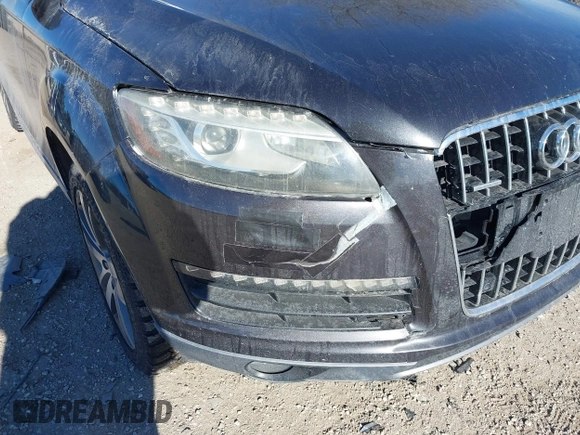 2010 Audi Q7 Premium Plus with VIN WA1LYAFE7AD003383, listed as a IAAI auction lot 41346755 with 264,576 mi miles and . Bid and sale history available at DreamBid. Image 6.