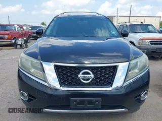 2015 Nissan Pathfinder SV with VIN 5N1AR2MN8FC689252, listed as a IAAI auction lot 42409596 with 165,825 mi miles and . Bid and sale history available at DreamBid. Image 12.