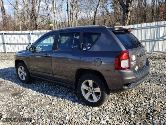 2016 Jeep Compass High Altitude Edition with VIN 1C4NJDEB5GD799149, listed as a Copart auction lot 83537174 with 102,182 mi miles and Non Repairable. Bid and sale history available at carsss.com. Image 2.