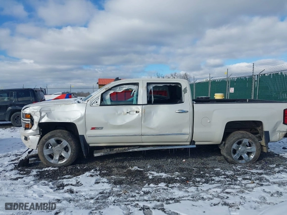 2015 Chevrolet Silverado 1500 LT with VIN 3GCUKREC7FG426159, listed as a IAAI auction lot 40960152 with 120,107 mi miles. Bid and sale history available at carsss.com. Image 14.