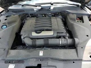 2018 Porsche Cayenne with VIN WP1AA2A27JKA06735, listed as a Copart auction lot 59016435 with 96,559 mi miles and Salvage title. Bid and sale history available at DreamBid. Image 12.