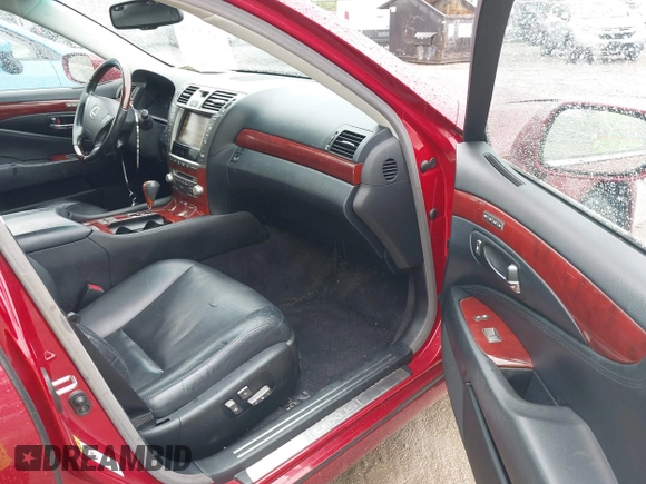 2010 Lexus LS 460 with VIN JTHCL5EF5A5005096, listed as a IAAI auction lot 42426408 with 188,002 mi miles and . Bid and sale history available at DreamBid. Image 5.