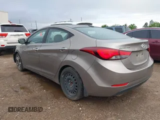 2015 Hyundai Elantra SE z VIN 5NPDH4AE3FH574776, wystawiony jako IAAI lot #42076620 z przebiegiem 175 486 mil mil oraz . Historia ofert i sprzedaży dostępna na DreamBid. Obrazek 3.